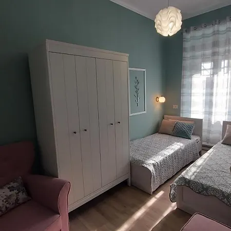 Apartman Center Free Parking In Private Garage * Pula