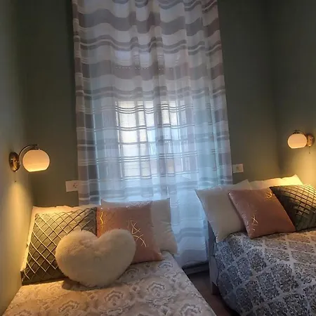 Apartman Center Free Parking In Private Garage Apartamento