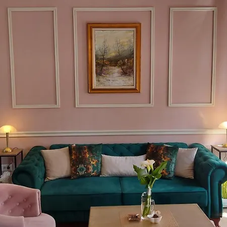 Apartman Center Free Parking In Private Garage * Pula