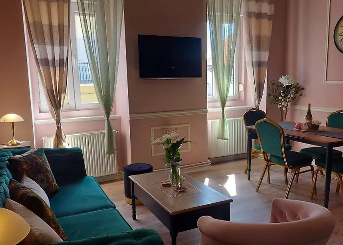 Apartment Apartman Center Free Parking In Private Garage Pula