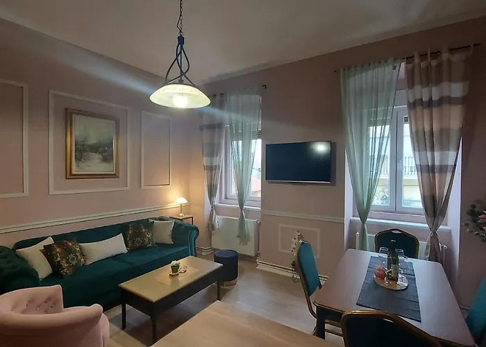 Apartman Center Free Parking In Private Garage