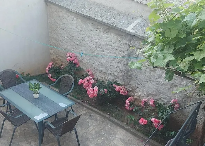 Apartman Center Free Parking In Private Garage Appartement *